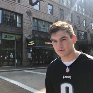 Meet your Posher, Logan